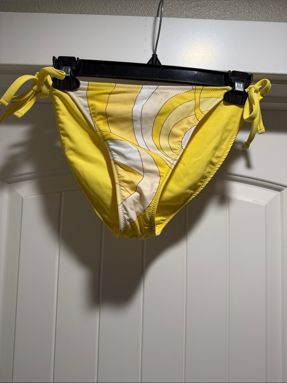 Yellow/Yellow Patterned Reversible Tie-Side ' Swim Bottoms